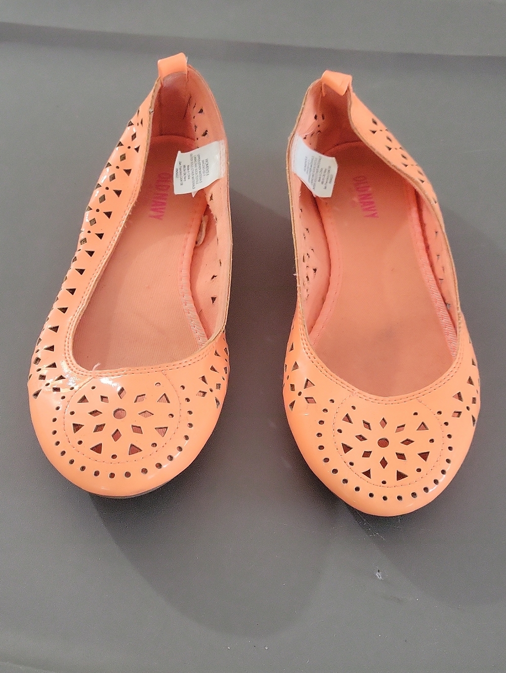Old Navy Peach Cutout Ballet Flats - Women